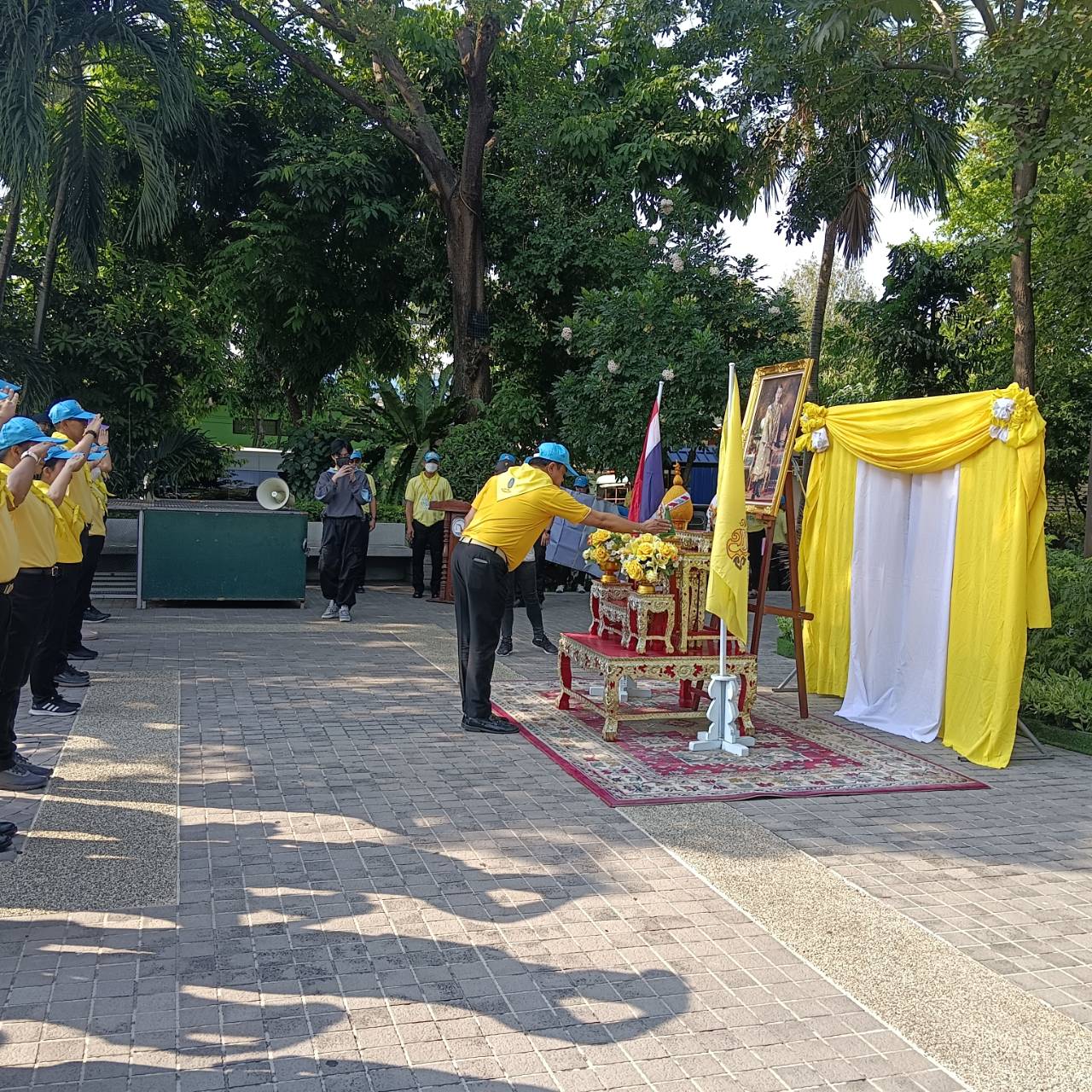 ﻿กรมบังคับคดีเข้าร่วมกิจกรรมจิตอาสา เนื่องในวันคล้ายวันพระราชสมภพ สมเด็จพระกนิษฐาธิราชเจ้า กรมสมเด็จพระเทพรัตนราชสุดาฯ